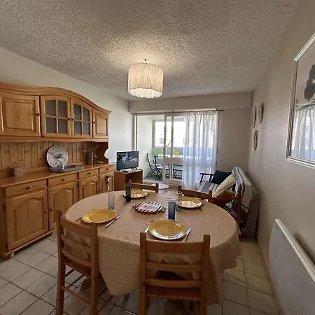 2 Pièces Avec Loggia, à 100m De La - 4 Couchages, Tv, Lave-linge, Proche Commerces - Fr-1-224c-311 Apartamento *