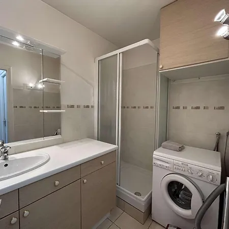 2 Pieces Avec Loggia, A 100m De La - 4 Couchages, Tv, Lave-linge, Proche Commerces - Fr-1-224c-311 Διαμέρισμα